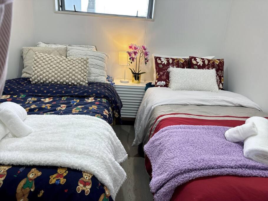 Immaculate 3 Bd 2 Bth Apartment -Free Carpark & Pool Auckland Exterior foto